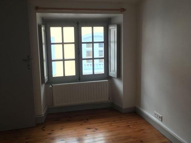 Appartement T1 LE PUY EN VELAY 320€ | Agence immobiliere TRINCAL IMMOBILIER, l'immobilier a LE PUY EN VELAY