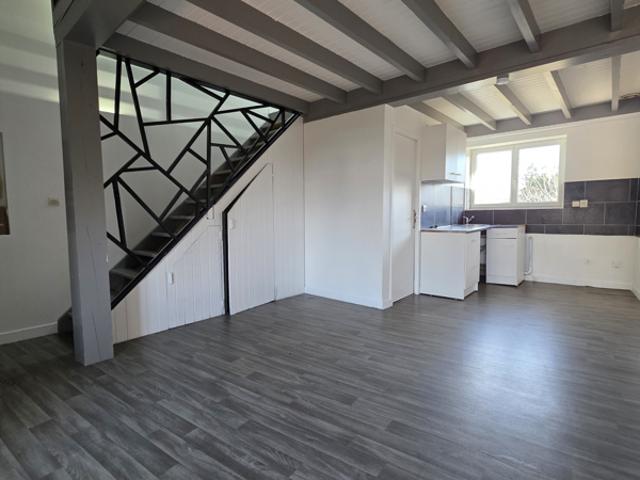 Appartement T1 + mezzanine et 2 places de parking