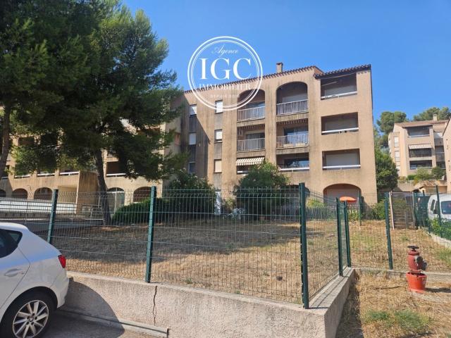 Appartement T1 non meublé avec terrasse ? Martigues, quartier Ferrières