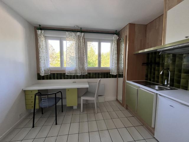 APPARTEMENT T1 – ONET LE CHATEAU