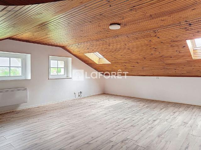 Appartement T1 près de FALAISE à louer