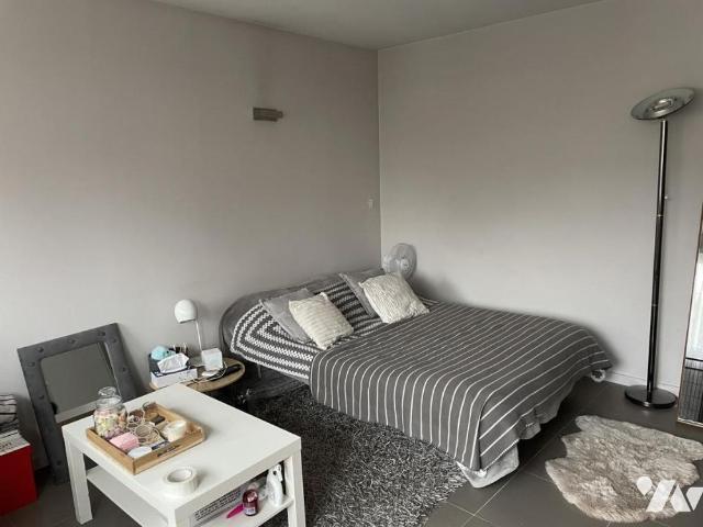 APPARTEMENT T1 QUARTIER GRASLIN SURFACE 26 M²