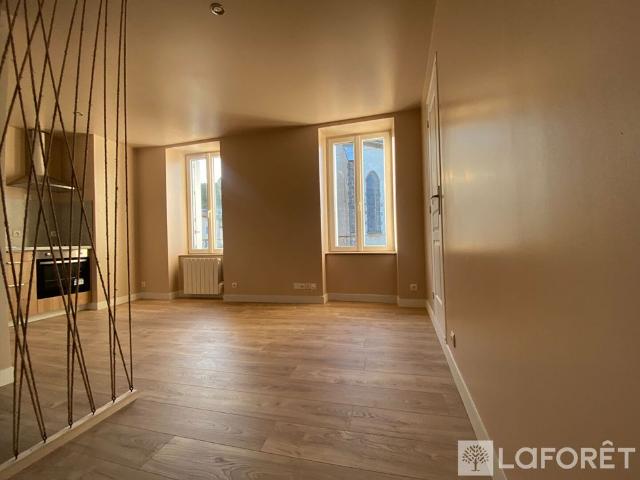 Appartement T1 SAINT FLOUR à louer