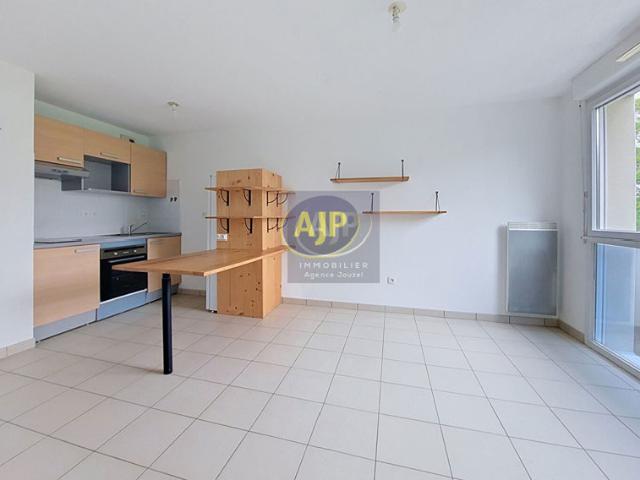 Appartement T1bis 34.66m² Saint Sébastien sur Loire Dernier étage avec parking