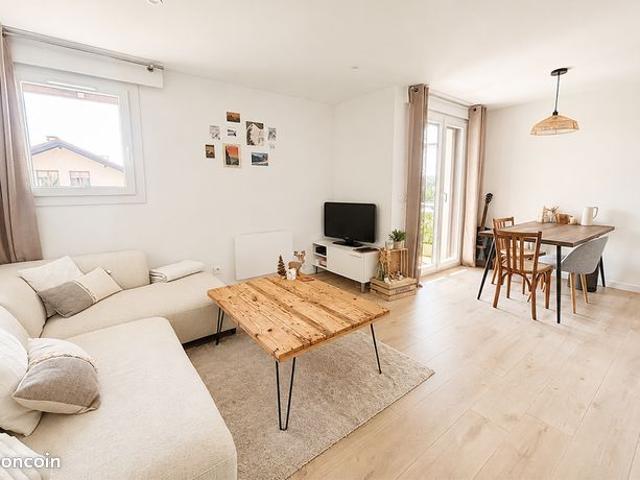 Appartement T1bis proche lac