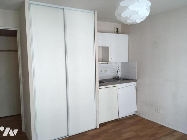 APPARTEMENT T1BIS QUARTIER ILE DE VERSAILLES SURFACE 17 M²