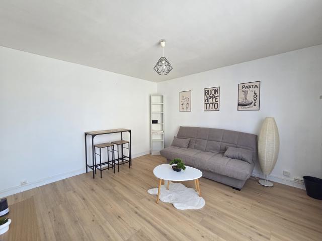 Appartement T1/studio meublé résidence sécurisé TROYES CENTRE VILLE