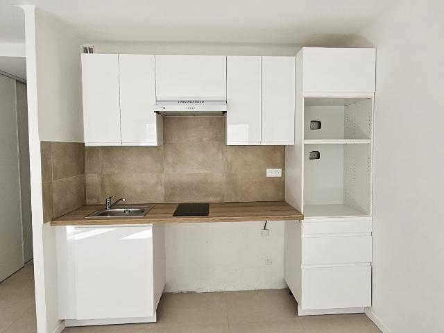 Appartement T21 26 m2 Nîmes Quartier Clérisseau A louer
