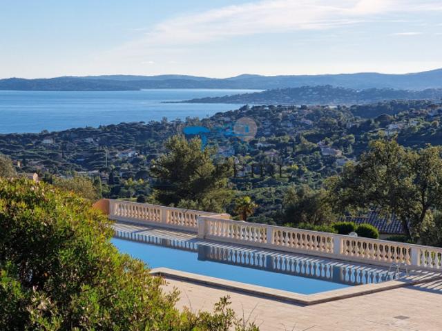Appartement T2/3 avec vue mer dans résidence avec piscine