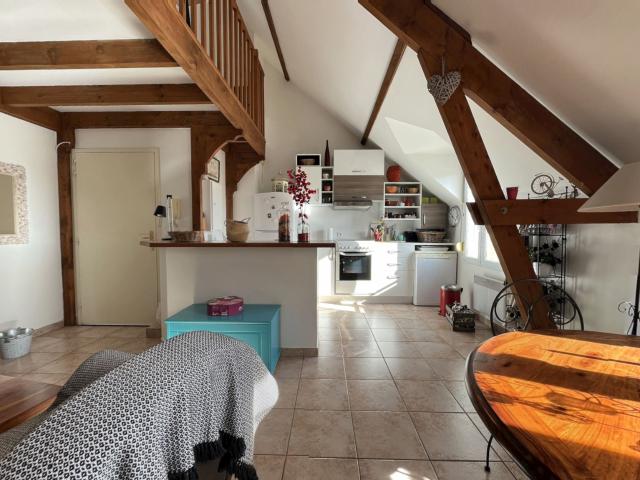 Appartement T2/3 en duplex avec parking privé