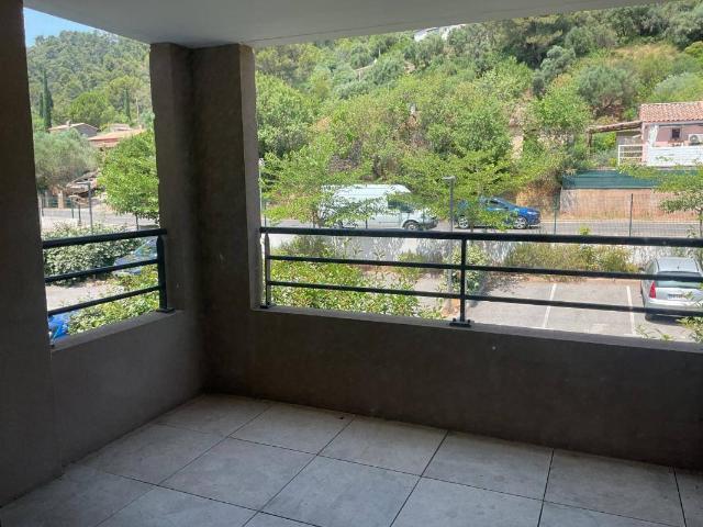 Appartement T2 40.5m2 à louer au luc | Pichet