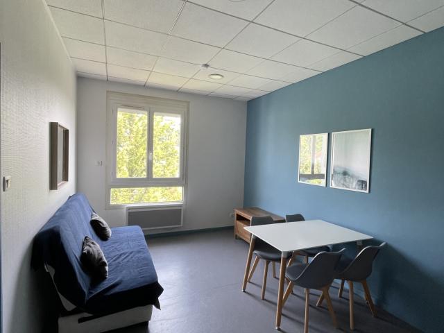 Appartement T2 40 m2 meublé avec place de parking