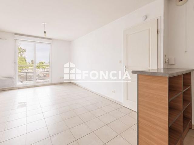 Appartement t2 40 m² avec terrasse et parking dans residence recente et securisee