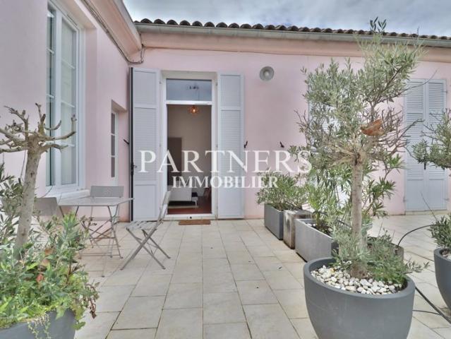 Appartement T2 meublé de 40m² avec terrasse de 15 m²