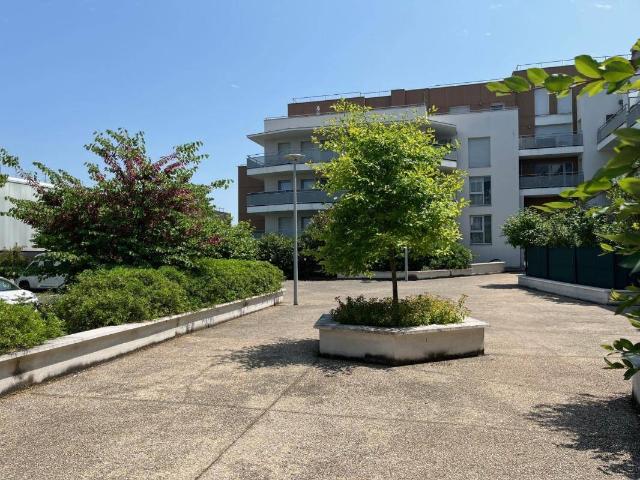 Appartement T2 42.5m2 à louer à Antony | Pichet