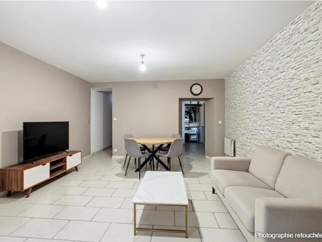 APPARTEMENT T2 42.3M² RDC 1 CHAMBRE 1 PLACE DE PARKING PRIVATIVE 60290 LAIGNEVILLE