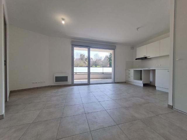 APPARTEMENT T2 42 M² + GARAGE 74250 FILLINGES