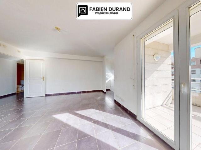 Appartement T2 42 m² Terrasse Parking Cave