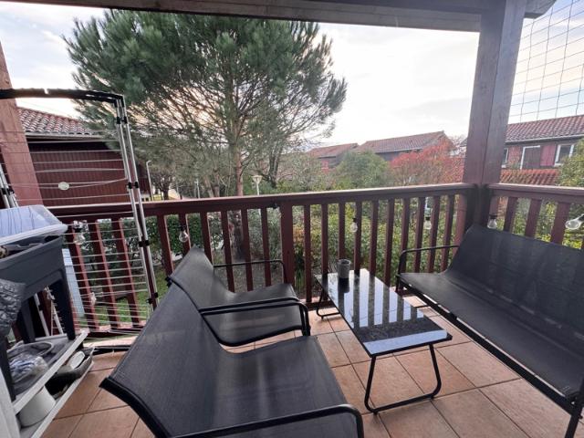 Appartement T2 42m2 avec balcon et deux parkings