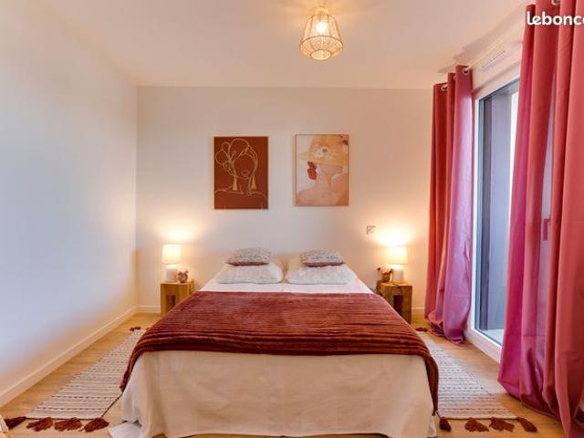 Appartement T2 45,66 m² à BRUZ, Résidence LE 29 AVENUE, Terrasse + Jardin + Parking couvert en plein centre ville