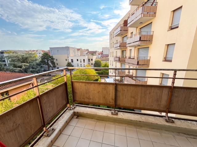 APPARTEMENT T2 45.23m² VILLEURBANNE RECONNAISSANCE