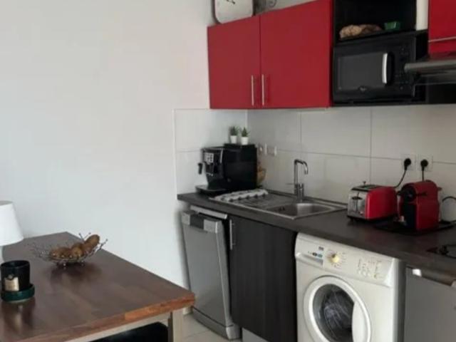 Appartement T2 45 m² 750 avec parking