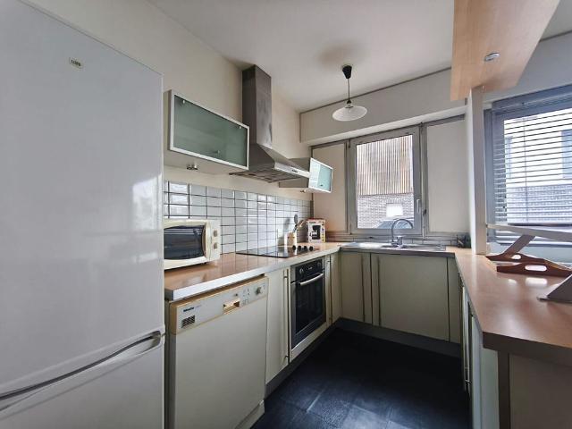 Appartement T2 49 m2 + parking Résidence sécurisée Croisé Laroche
