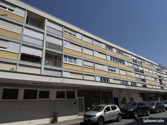 Appartement T2 53m² | Centre ville Rive de Gier | Résidence sécurisée