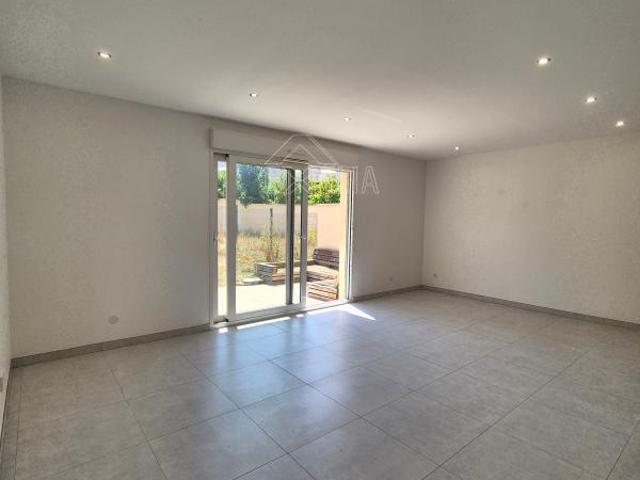 APPARTEMENT T2 – 51,23 m² – Terrasse et jardin – Rez de chaussée – Freneuse