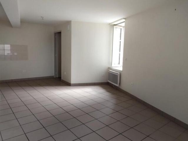 APPARTEMENT T2