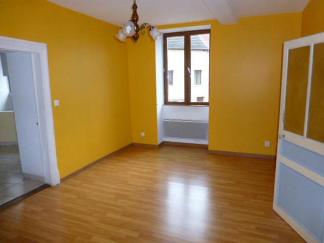 Appartement T2 1er étage centre ville de Charolles