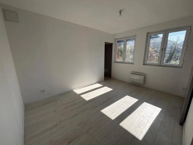 APPARTEMENT T2