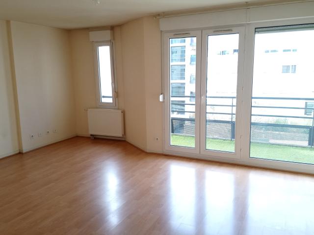 Appartement T2 3ème étages Secteur COMEDIE 1 garage
