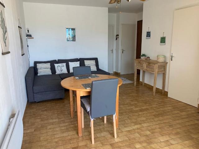 APPARTEMENT T2 VAUX SUR MER A 200M DE LA MER
