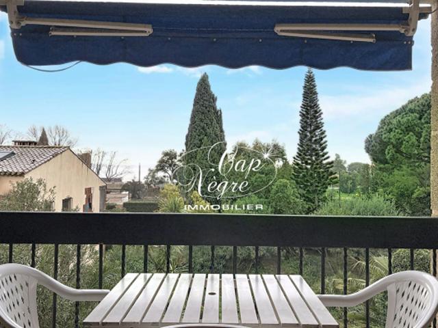Appartement T2 vue mer à vendre Cavalière Le Lavandou Résidence Les Girelles