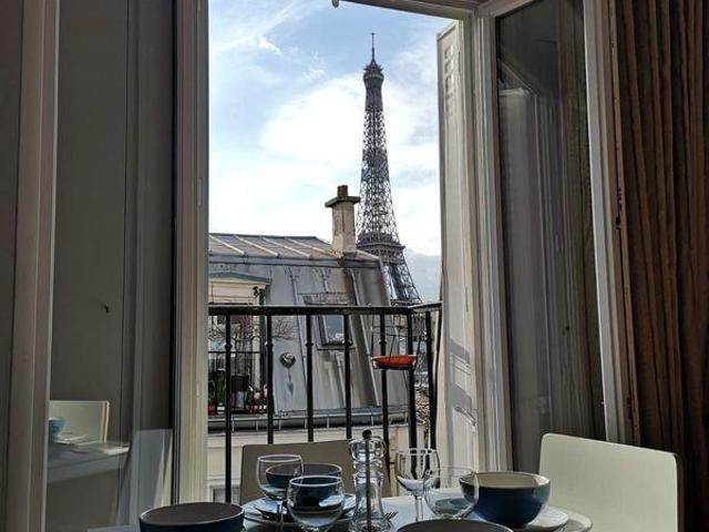 Appartement T2 vue Tour Eiffel