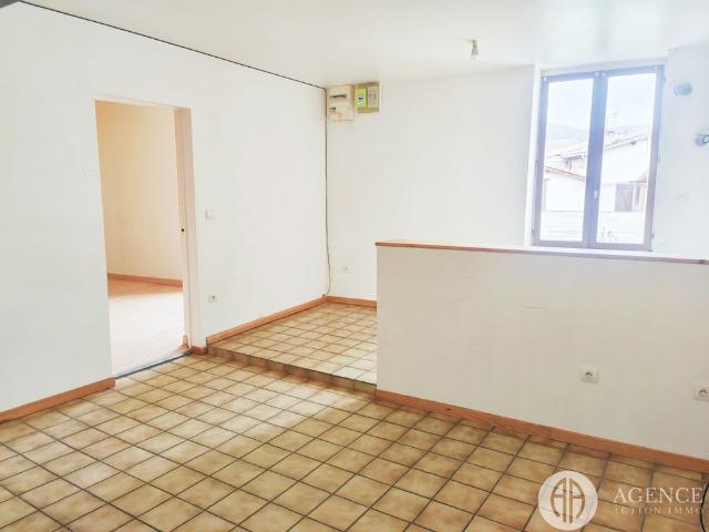 Appartement T2 à Limony