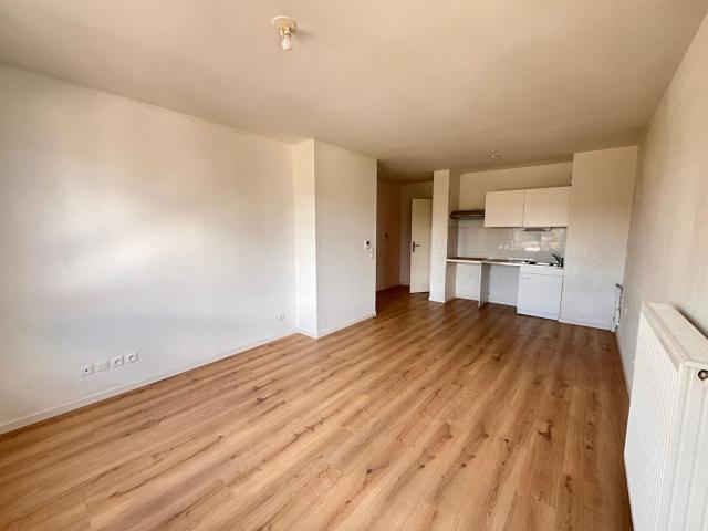 APPARTEMENT T2 A LOUER MAROMME 76150