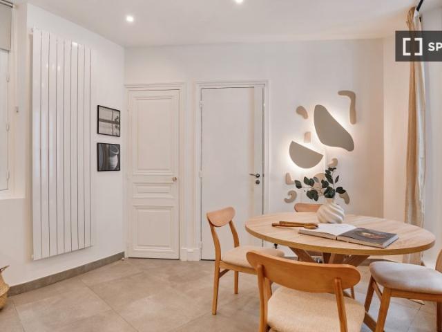 Appartement T2 à louer aux Archives, Paris