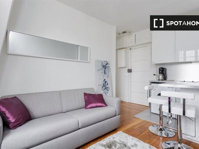 Appartement T2 à louer à Saint Placide, Paris