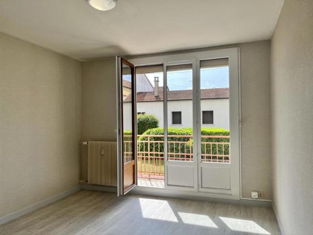 APPARTEMENT T2 A LOUER A ROANNE MULSANT