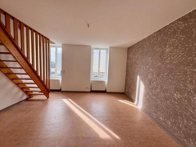 APPARTEMENT T2 A LOUER A ROANNE Albert Thomas