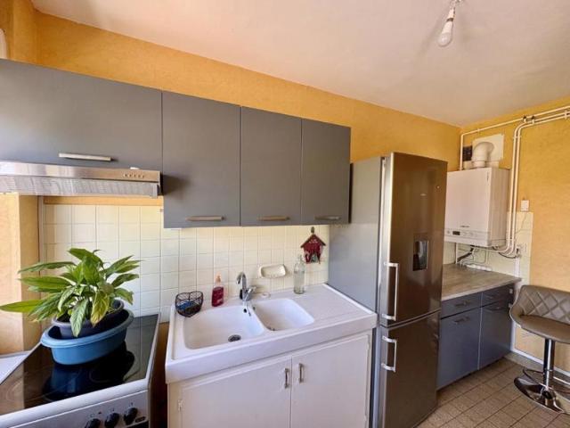 APPARTEMENT T2 A LOUER A ROANNE BOULEVARD DE REIMS