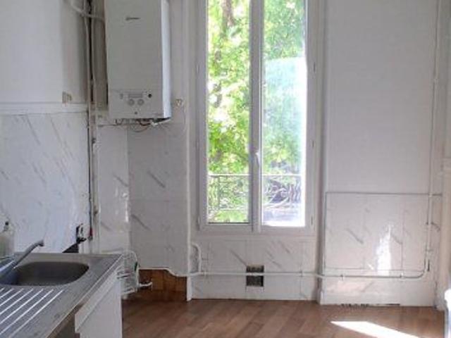 APPARTEMENT T2 A LOUER BONDY 46.16 m 724 €