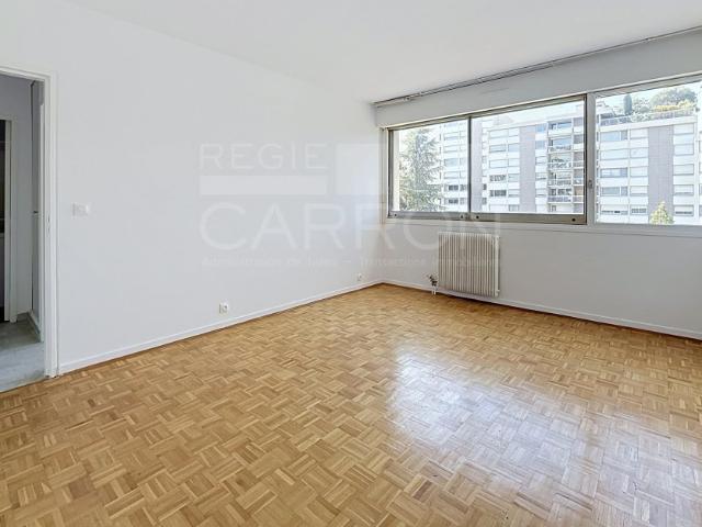 APPARTEMENT T2 A LOUER LYON 5EME ARRONDISSEMENT 52.18 m 2 870 €