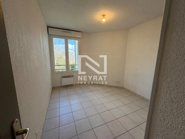 APPARTEMENT T2 A LOUER LE CREUSOT 40 m2 388 € charges comprises par mois: Immobilier LE CREUSOT | Neyrat Immobilier