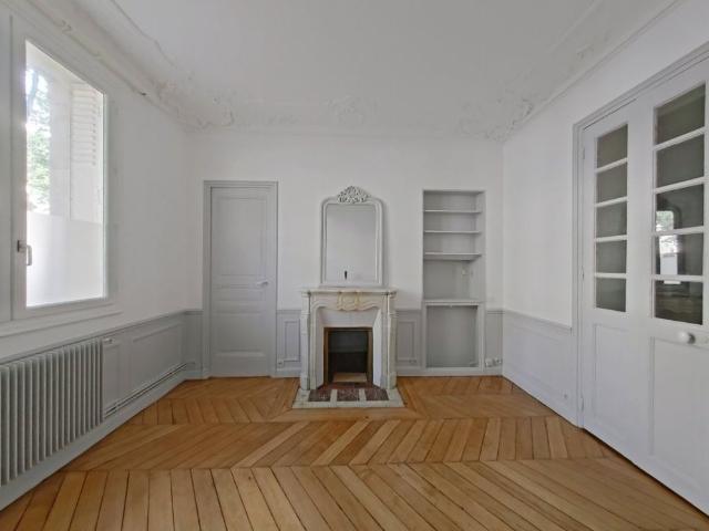 APPARTEMENT T2 A LOUER PARIS 15EME ARRONDISSEMENT 43.68 m 1 590 €