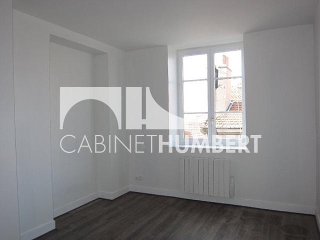 APPARTEMENT T2 A LOUER ST ETIENNE CENTRE VILLE