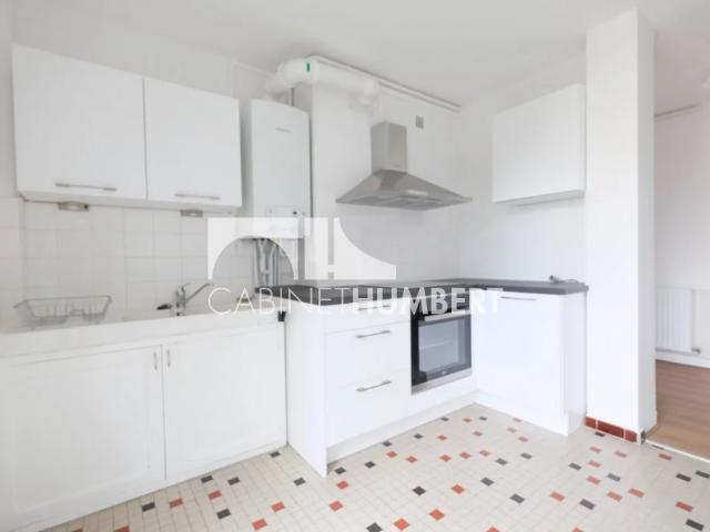 APPARTEMENT T2 A LOUER ST ETIENNE FAURIEL