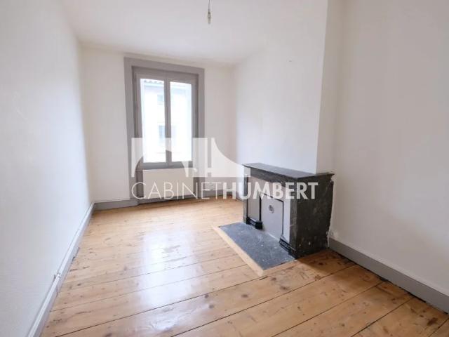 APPARTEMENT T2 A LOUER ST ETIENNE PLACE ANATOLE FRANCE